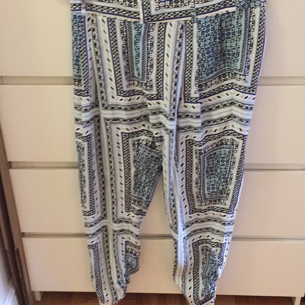 PARKER Devlin print pants ASO Kate Beckinsale - Picture 4 of 6